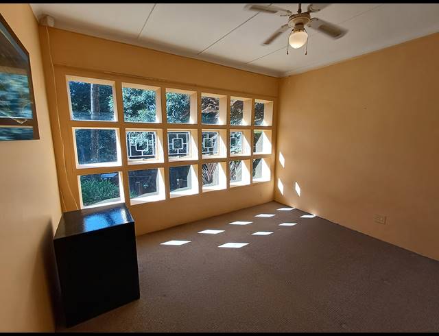 5 BEDROOM HOUSE FOR SALE IN WORLDS VIEW